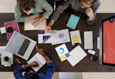 Tips for Group Projects and Teamwork in a Foreign University